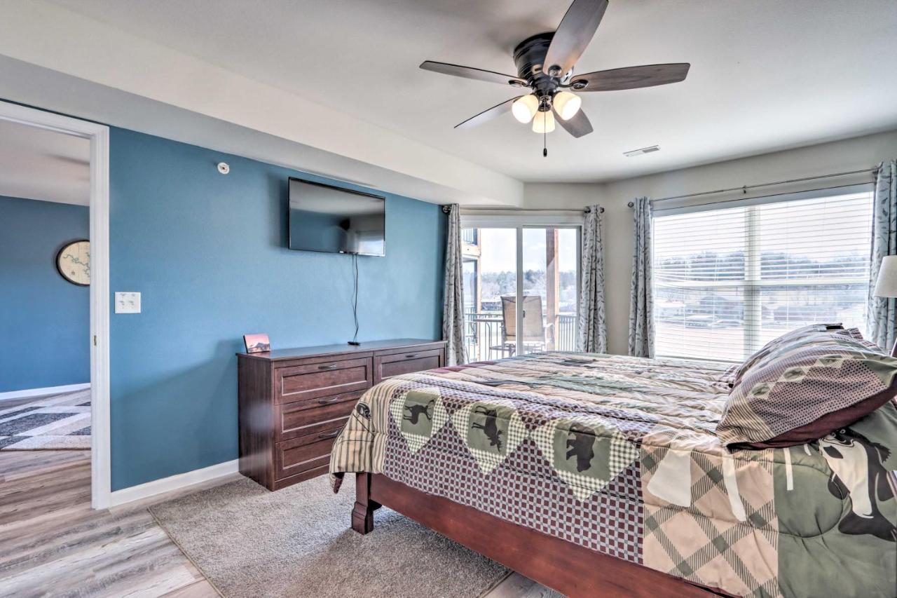 Step-Free Camdenton Condo With Boat Ramp, Dock, Slip ภายนอก รูปภาพ