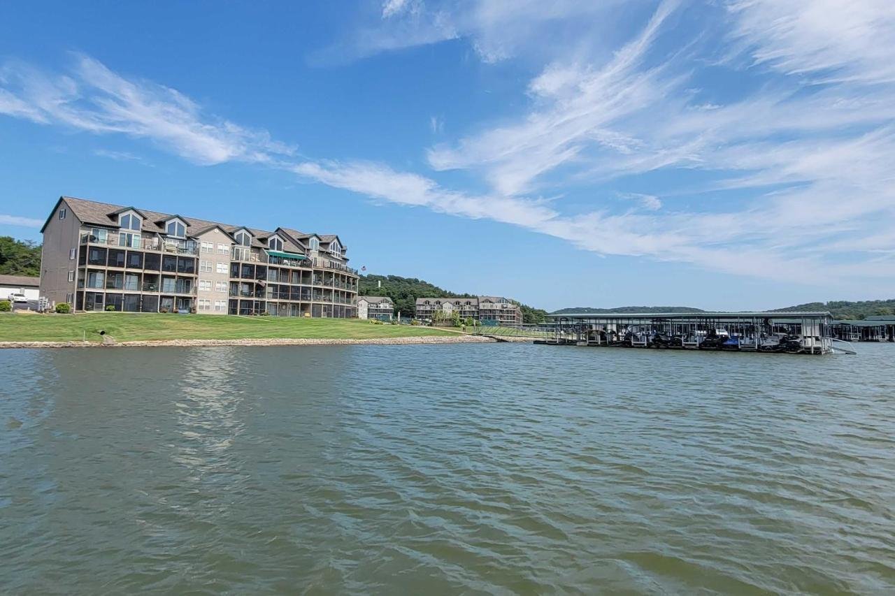 Step-Free Camdenton Condo With Boat Ramp, Dock, Slip ภายนอก รูปภาพ